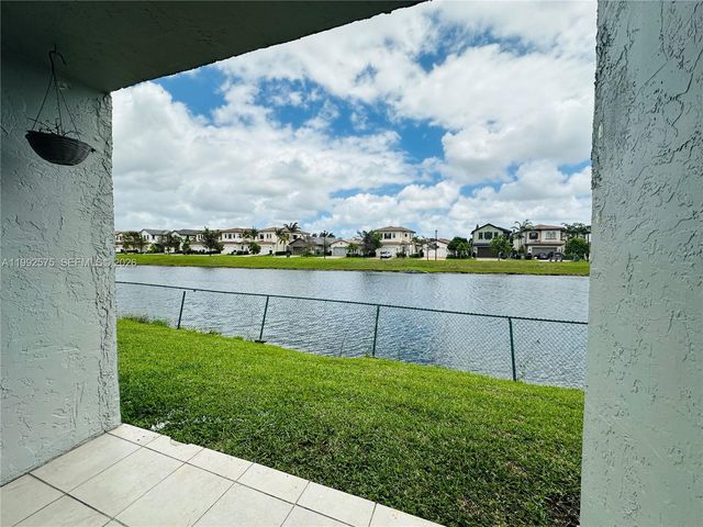 481 SW 113th Way 481, Pembroke Pines, FL 33025