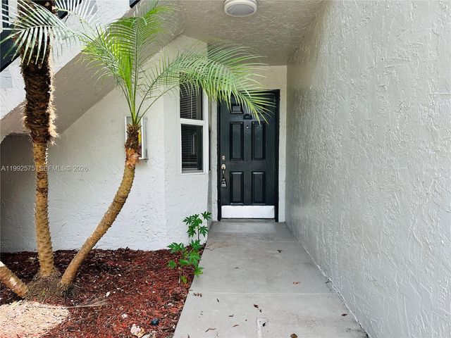 481 SW 113th Way 481, Pembroke Pines, FL 33025