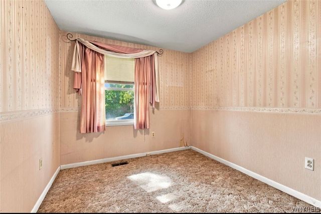 693 Lincoln Avenue, Lockport City, NY 14094