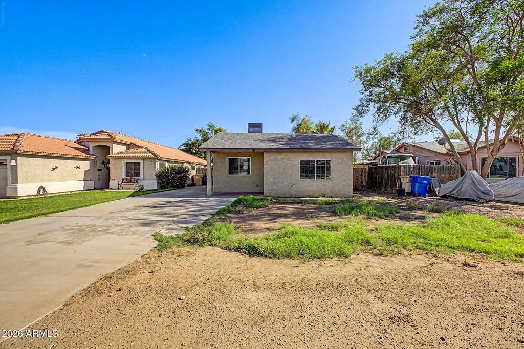 811 E EDISON Avenue, Buckeye, AZ 85326 — photo 2