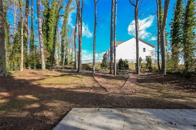 2379 RIDGEWAY Drive, Atlanta, GA 30360