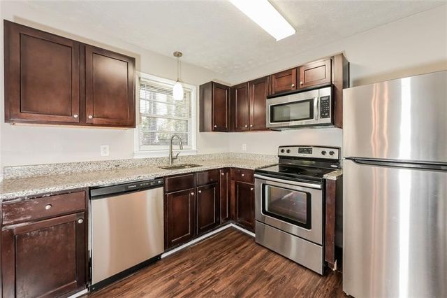 2379 RIDGEWAY Drive, Atlanta, GA 30360