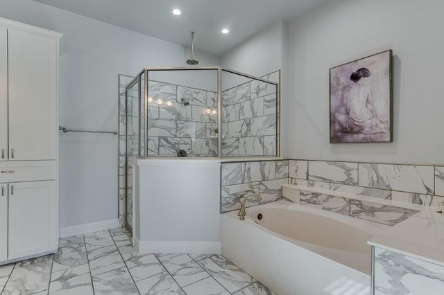 21003 Twisting TRL, Lago Vista, TX 78645