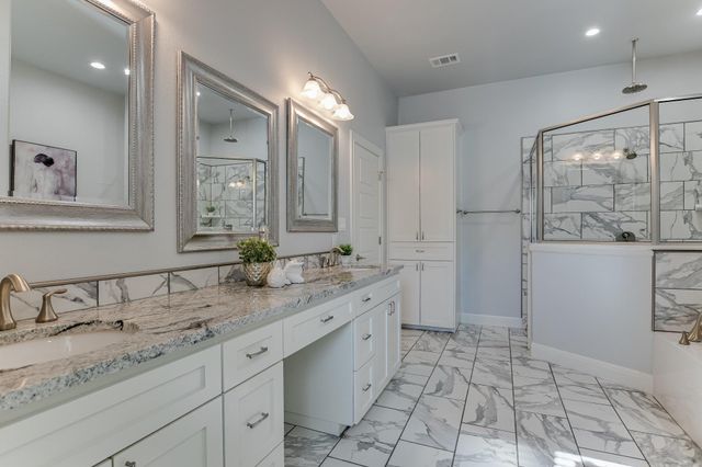 21003 Twisting TRL, Lago Vista, TX 78645