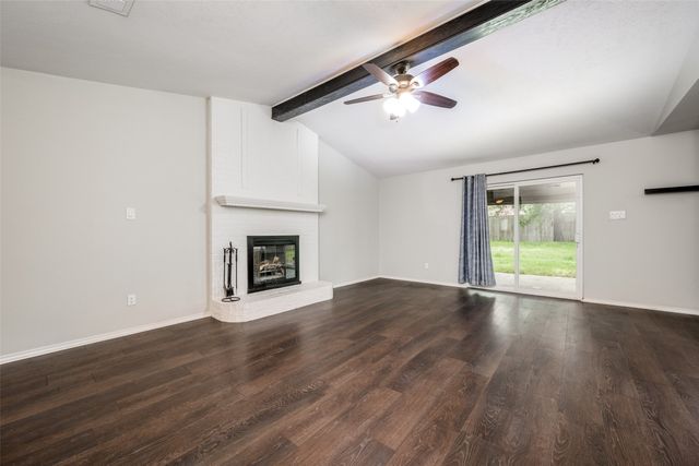 3842 Waterford Way, Denton, TX 76210