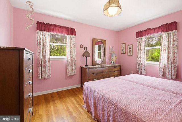 1110 LOMBARD RD, Red Lion, PA 17356
