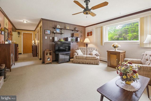 1110 LOMBARD RD, Red Lion, PA 17356
