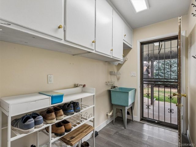 850 S Flower Street, Lakewood, CO 80226