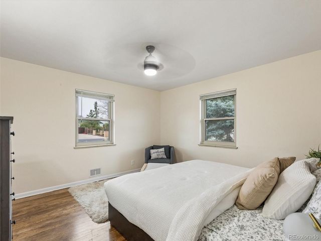 850 S Flower Street, Lakewood, CO 80226