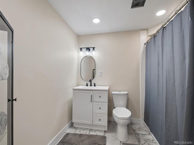 850 S Flower Street, Lakewood, CO 80226