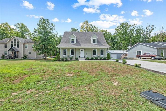 374 Shiloh Ln, Smithville, TN 37166