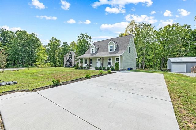 374 Shiloh Ln, Smithville, TN 37166