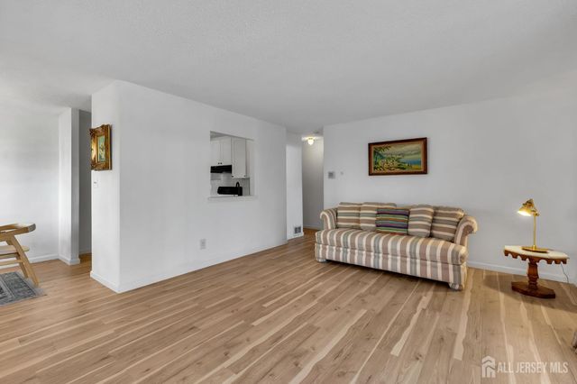 701 Sunshine Court 701, Parlin, NJ 08859