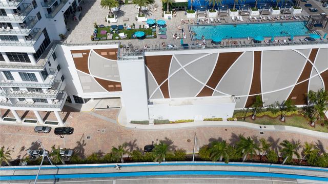 4010 S Ocean Drive CU-1, Hollywood, FL 33019