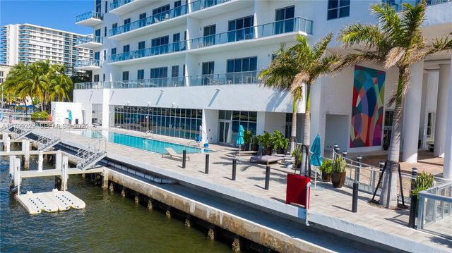 4010 S Ocean Drive CU-1, Hollywood, FL 33019