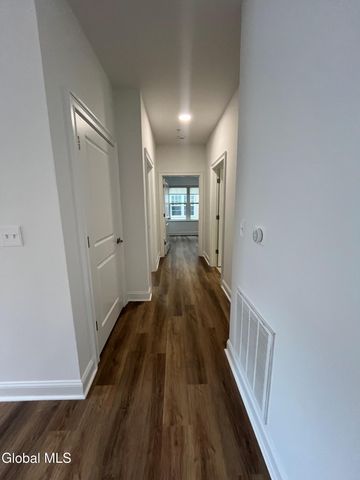 60 Weibel Avenue 2SS103, Saratoga Springs, NY 12866