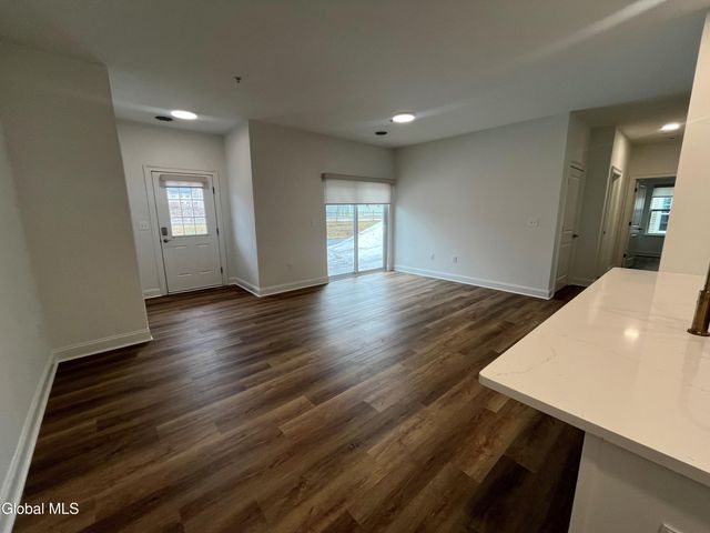 60 Weibel Avenue 2SS103, Saratoga Springs, NY 12866