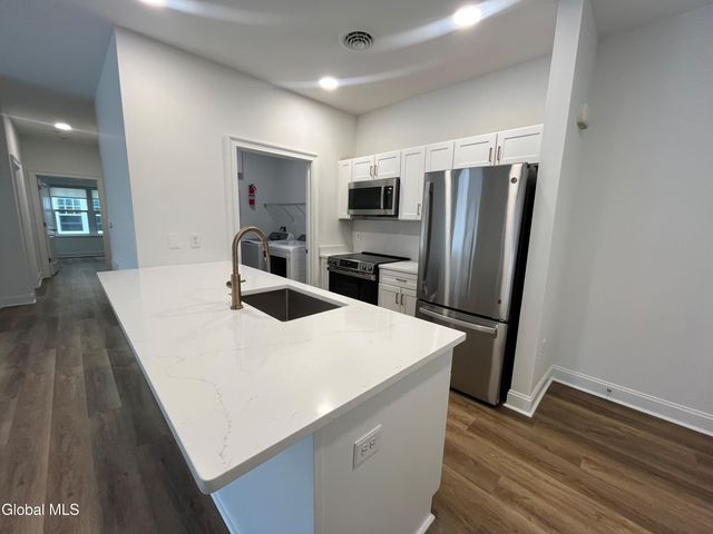 60 Weibel Avenue 2SS103, Saratoga Springs, NY 12866