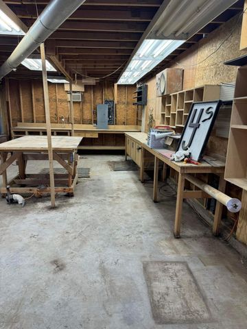 2223 S TAYLOR Street, Amarillo, TX 79109