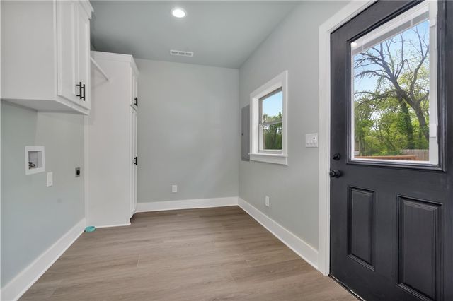 5808 S Cardwell Road, Fayetteville, AR 72704