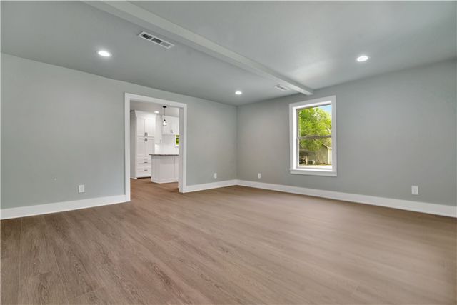 5808 S Cardwell Road, Fayetteville, AR 72704