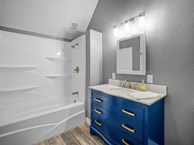 713 Figueroa St, Folsom, CA 95630