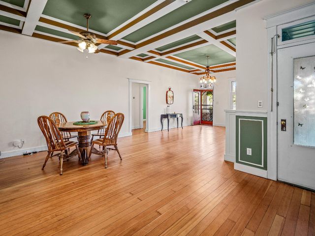 713 Figueroa St, Folsom, CA 95630