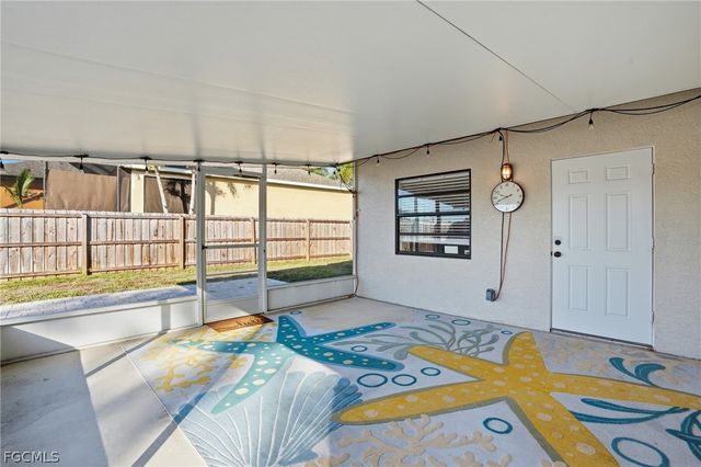 1206 SW 8th ST, Cape Coral, FL 33991