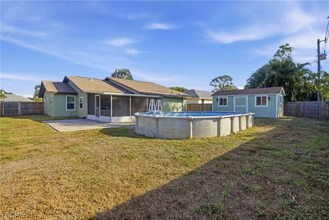 1206 SW 8th ST, Cape Coral, FL 33991