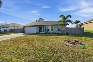 1206 SW 8th ST, Cape Coral, FL 33991
