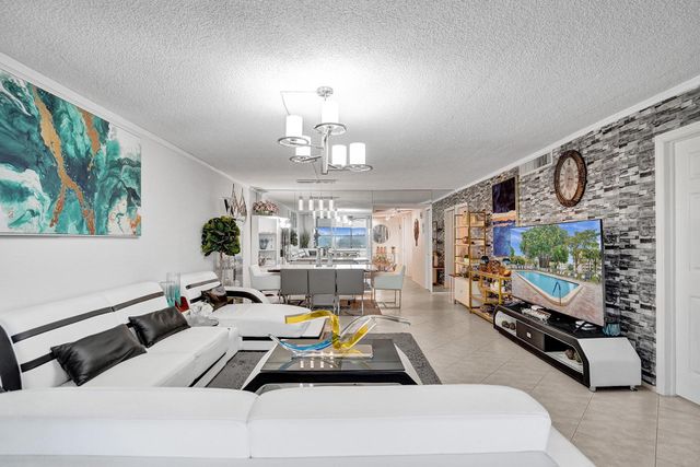 2671 S Course Drive 610, Pompano Beach, FL 33069