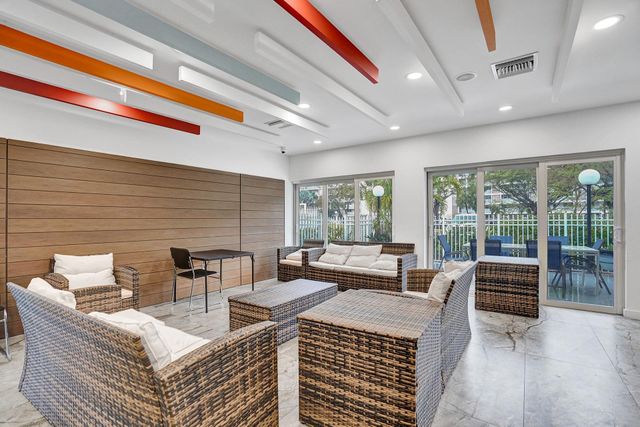 2671 S Course Drive 610, Pompano Beach, FL 33069