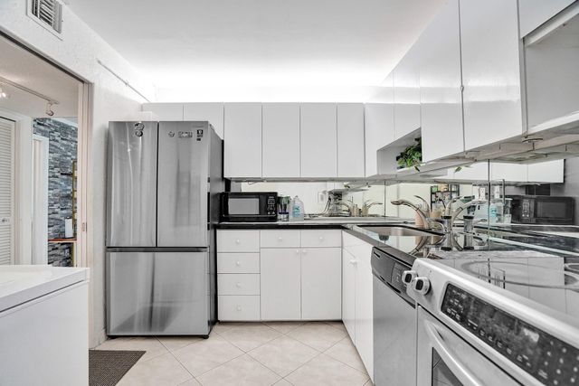 2671 S Course Drive 610, Pompano Beach, FL 33069