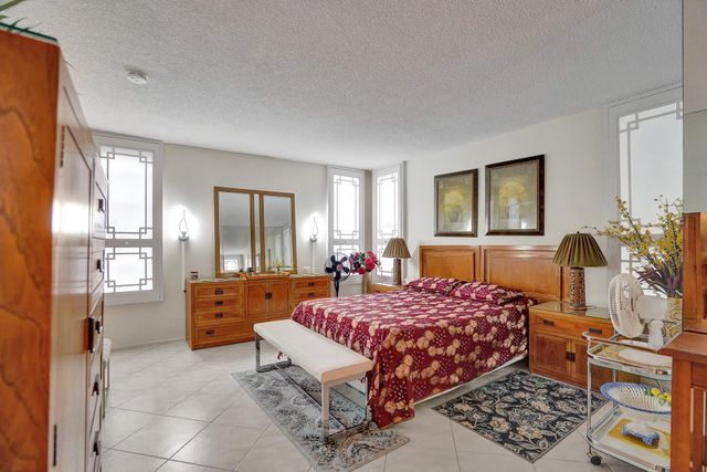 2671 S Course Drive 610, Pompano Beach, FL 33069