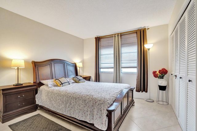 2671 S Course Drive 610, Pompano Beach, FL 33069