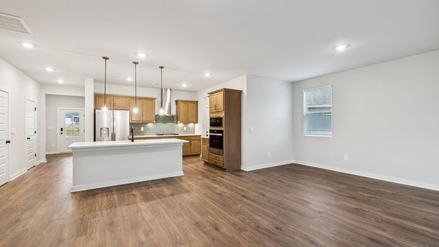 4308 Scarlet Ct, Columbia, TN 38401