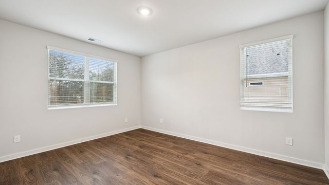 4308 Scarlet Ct, Columbia, TN 38401