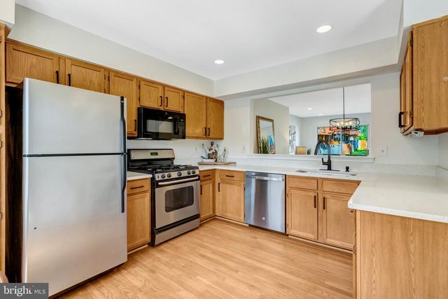 10278 JAMAICA LN, Manassas, VA 20109