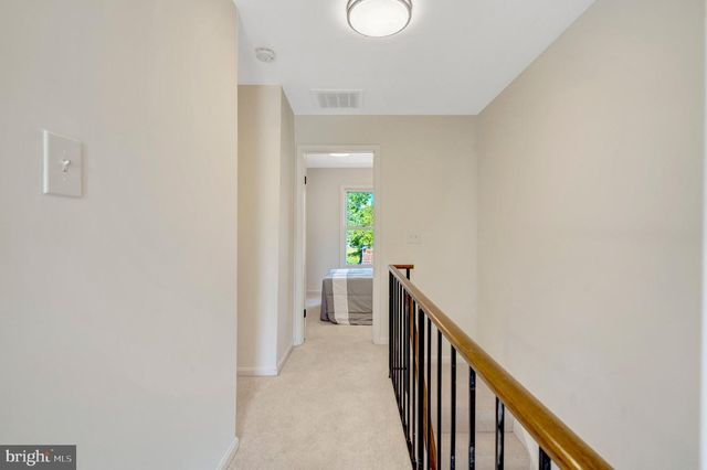10278 JAMAICA LN, Manassas, VA 20109