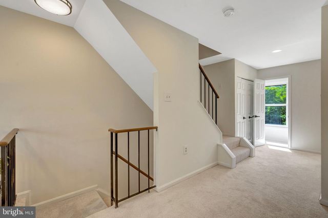 10278 JAMAICA LN, Manassas, VA 20109