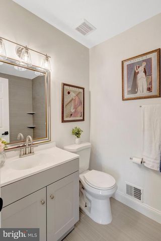 10278 JAMAICA LN, Manassas, VA 20109