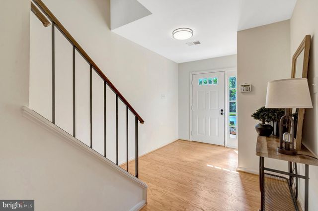 10278 JAMAICA LN, Manassas, VA 20109
