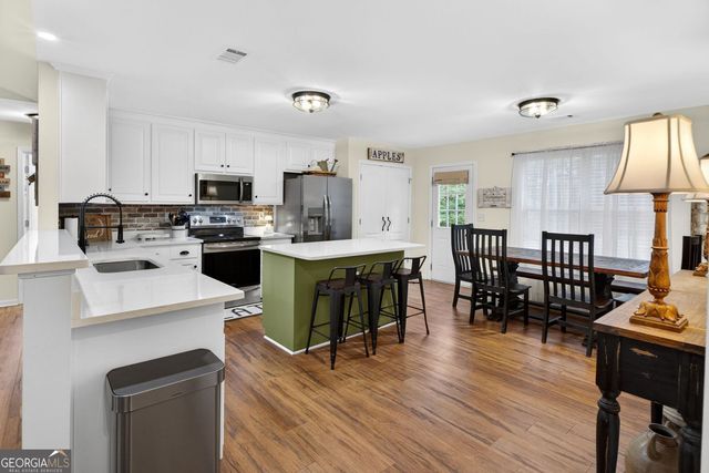 1596 Flat Shoals Road, Concord, GA 30206
