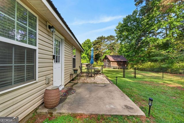 1596 Flat Shoals Road, Concord, GA 30206