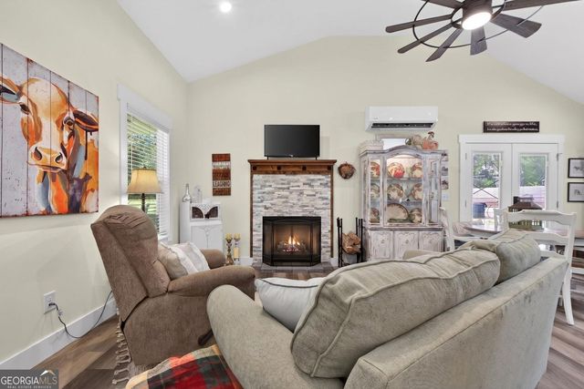 1596 Flat Shoals Road, Concord, GA 30206