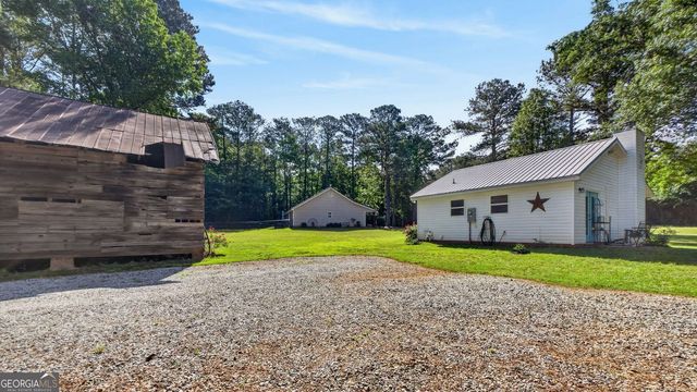 1596 Flat Shoals Road, Concord, GA 30206