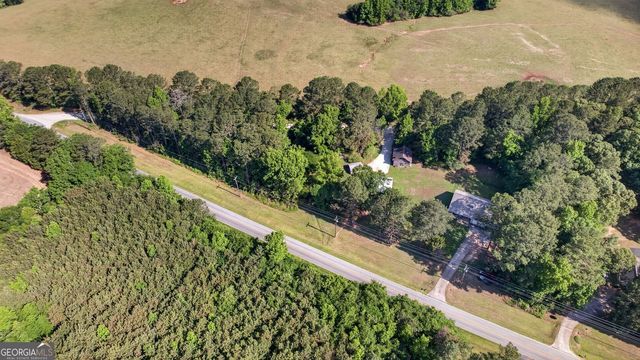1596 Flat Shoals Road, Concord, GA 30206
