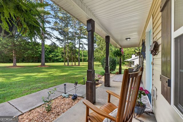 1596 Flat Shoals Road, Concord, GA 30206