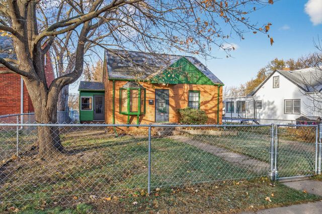 4950 5th Street NE, Columbia Heights, MN 55421