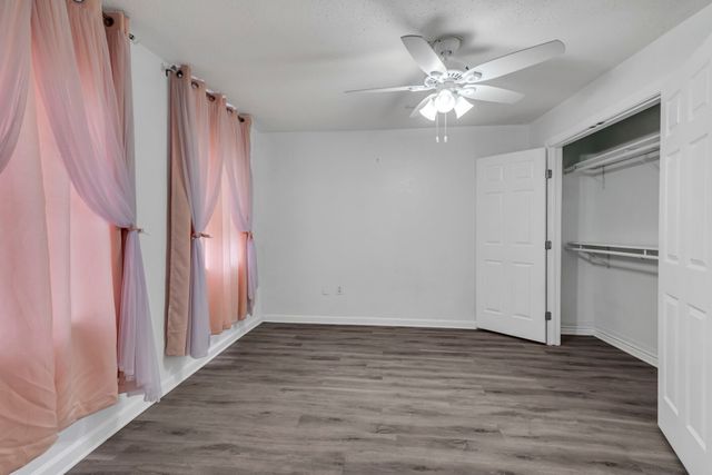 3024 Carnation Avenue, Fort Worth, TX 76111